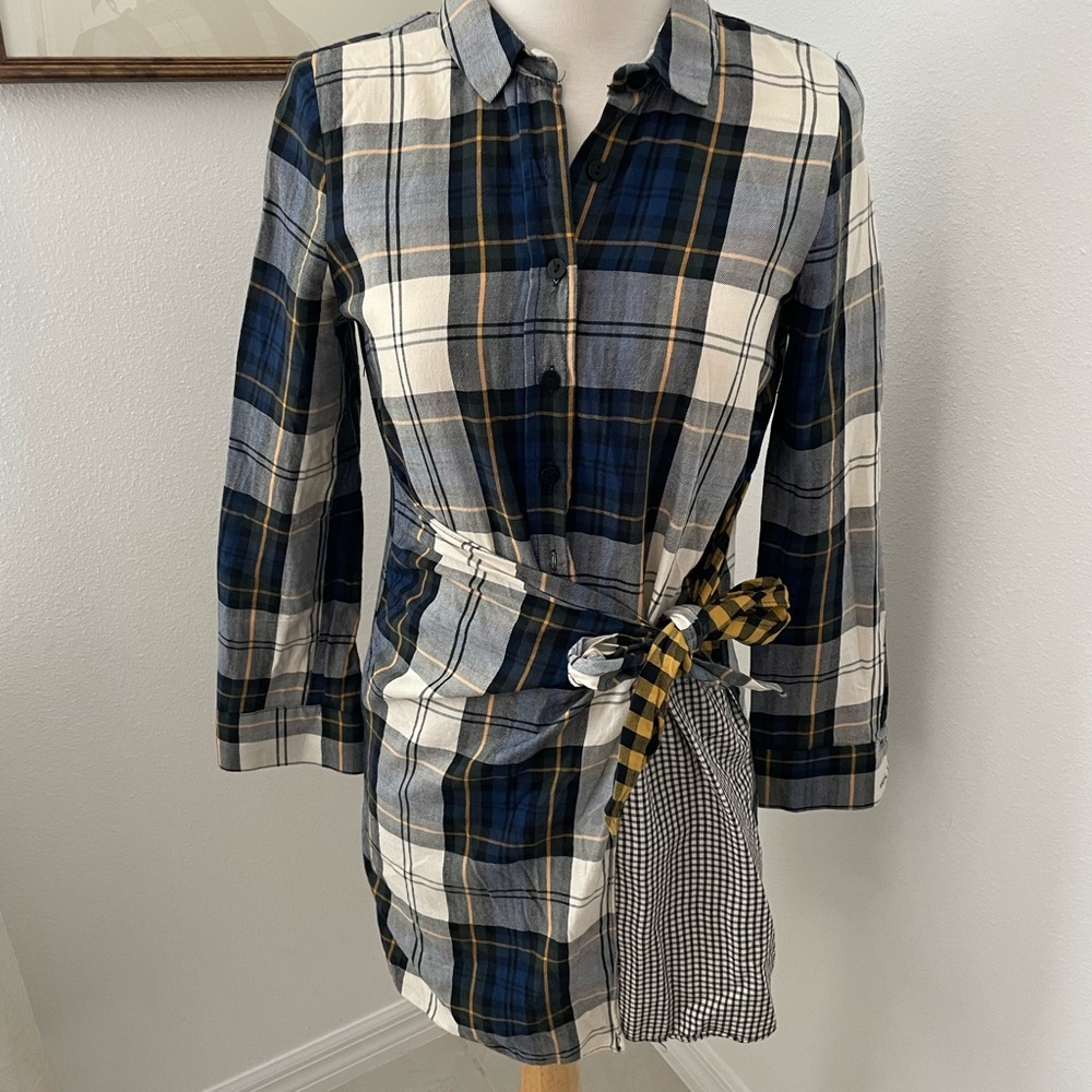Zara Blue and White Mini Shirt Dress with Long Cuffed Sleeves and Notched Collar